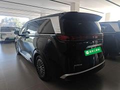 Denza D9 DM-i 970 AWD Flagship - ფოტო 4