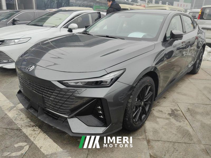 Changan UNI-V Zhidian iDD 1.5T 113km Smart cool type