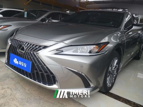 2021 Lexus ES 260 Edition - car from China