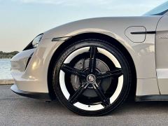 Porsche Taycan - фото 9