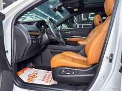 Cadillac XT4 28T FWD Luxury - фото 8