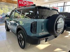 Ford Bronco 2.3T Diamond Black - ფოტო 4