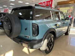 Ford Bronco 2.3T Diamond Black - ფოტო 5