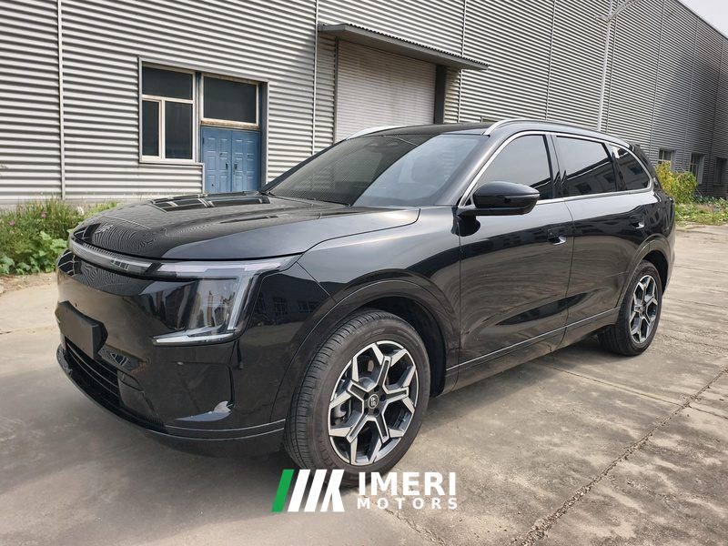 Jetour Mountain Sea L7 PLUS 1.5T 220km Flagship Edition 7-seater