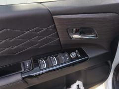 Honda Elysion e:HEV 2.0L Luxury Edition - ფოტო 13