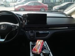 Honda Elysion e:HEV 2.0L Luxury Edition - ფოტო 17