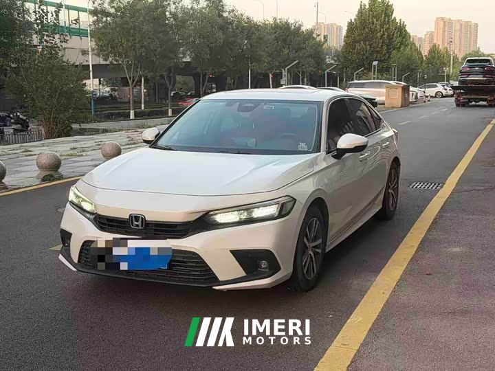 Honda Civic 240TURBO CVT Dynamic Edition