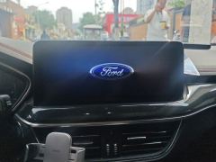 Ford Focus Hatchback EcoBoost 180 Automatic ST Line - ფოტო 17