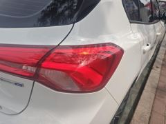Ford Focus Hatchback EcoBoost 180 Automatic ST Line - ფოტო 5