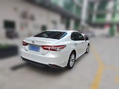 Toyota Camry 2.0G Luxury - ფოტო 4