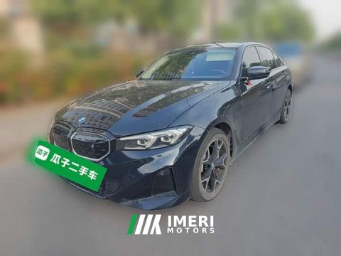 2023 BMW i3 eDrive 40 L Midnight Edition Package