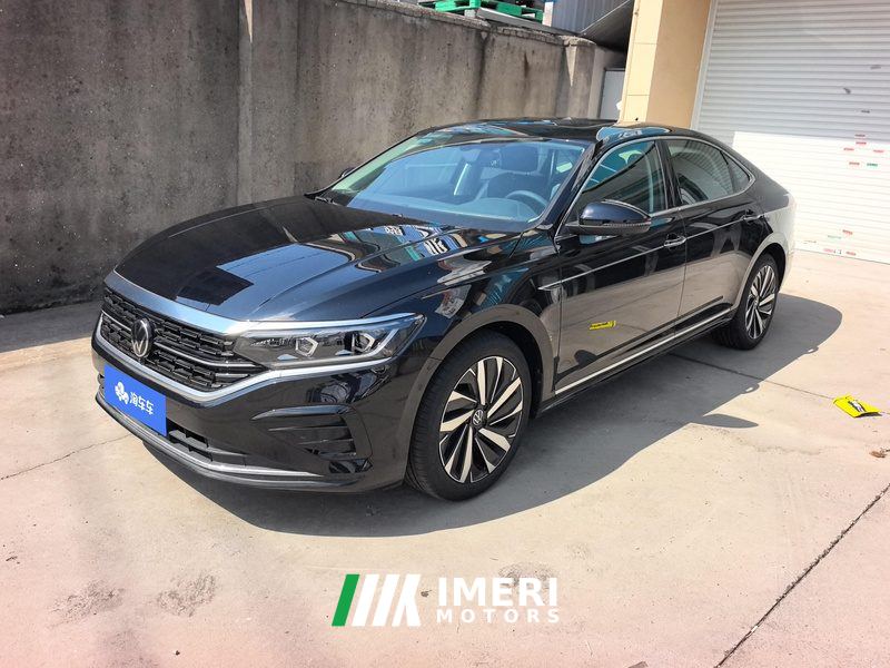 Volkswagen Passat 330TSI Luxury Edition