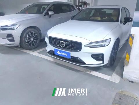 2024 Volvo S60 B5 Inscription Sport - car from China