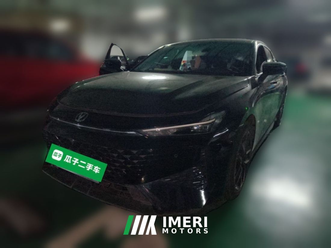 Changan UNI-V 1.5T Premium - ავტომობილი ჩინეთიდან