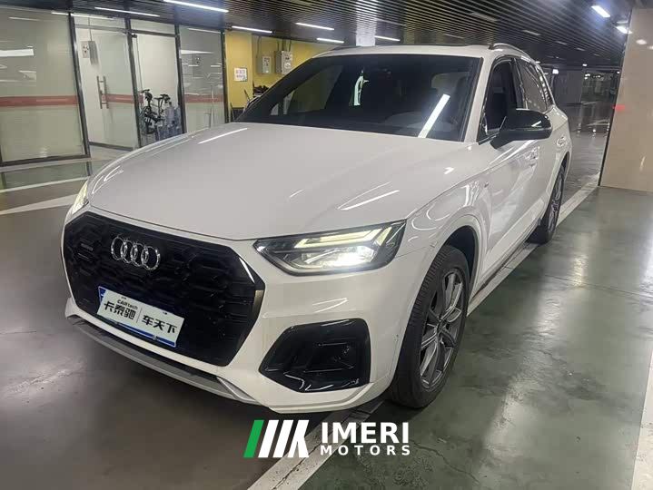 Audi Q5L 45 TFSI Luxury Dynamic - автомобиль из Китая