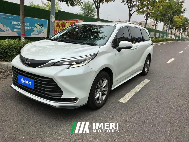 Toyota Sienna Dual-Engine 2.5L RWD Comfort Edition
