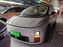 Li Auto i8 Standard Edition - фото 2