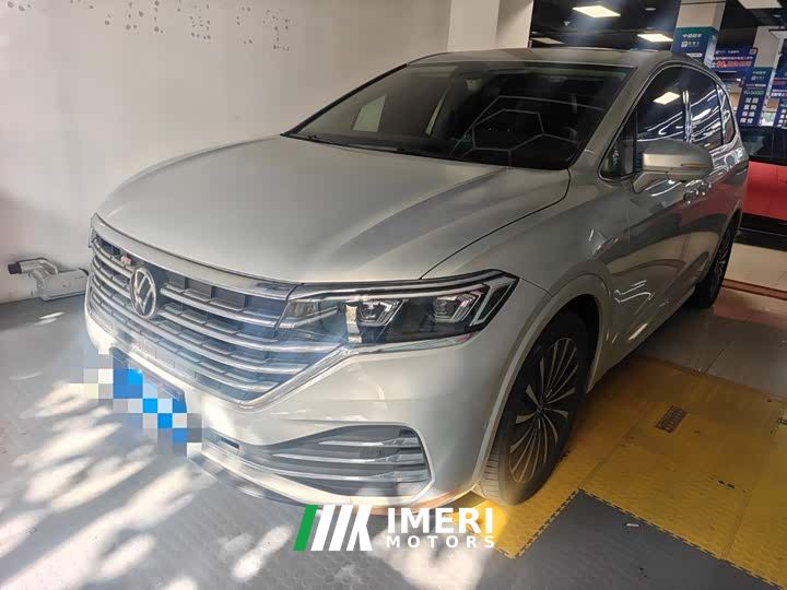 Volkswagen Viloran 380TSI Prestige