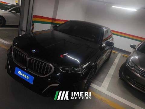 2024 BMW 5 Series 530Li Premier M Sport Package - автомобиль из Китая