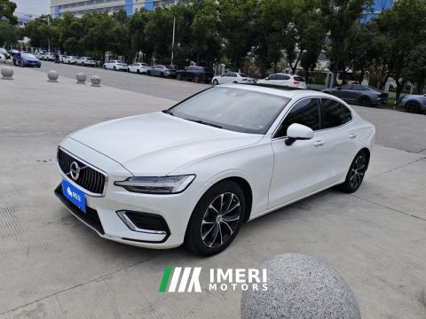2022 Volvo S60 B4 Smart Luxury Edition - ავტომობილი ჩინეთიდან