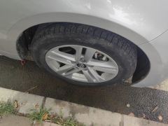 Toyota Levin Dual-Engine 1.8L Luxury Edition - photo 6