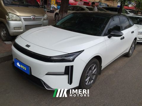 2025 Geely Galaxy L6 EM-i 1.5L 60km Voyage Edition - car from China