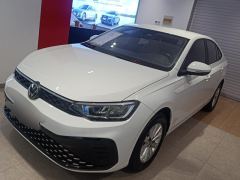 Volkswagen Lavida Advanced 1.5L Automatic Xin Yi Edition - фото 1