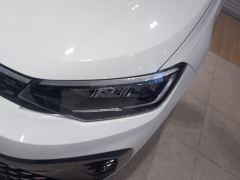 Volkswagen Lavida Advanced 1.5L Automatic Xin Yi Edition - фото 4