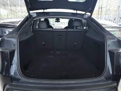 Tesla Model Y Rear-Wheel Drive - ფოტო 18