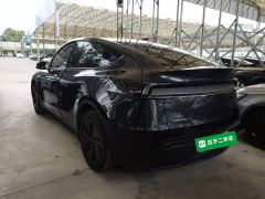 Tesla Model Y Rear-Wheel Drive - ფოტო 4