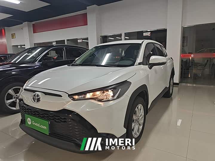Toyota Corolla Cross 2.0L CVT Elite Plus - автомобиль из Китая