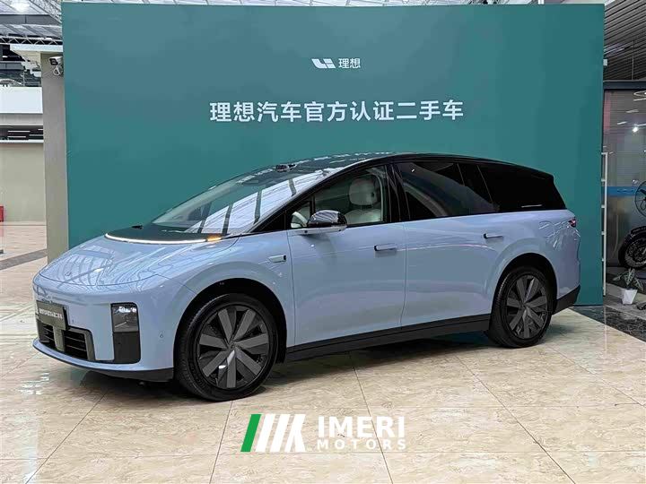 Li Auto i8 Standard Edition
