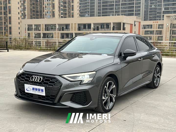 Audi A3 A3L Limousine 35 TFSI Luxury Sport