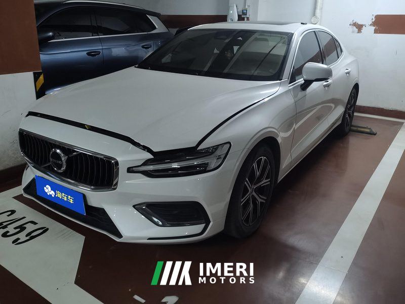 Volvo S60 B4 Smart Luxury Edition