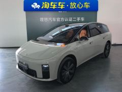 Li Auto i8 Standard Edition - photo 1