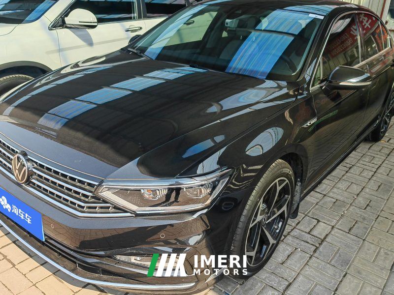 Volkswagen Magotan 2 Million Edition 330TSI Leading Edition