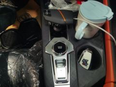 Changan UNI-V Zhidian iDD UNI-V iDD 1.5T 113km Version - ფოტო 19