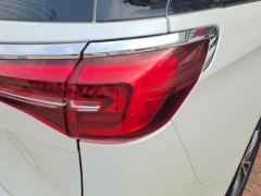 Buick GL8 ES 2.0T Deluxe Version- Edition 7 - ფოტო 5