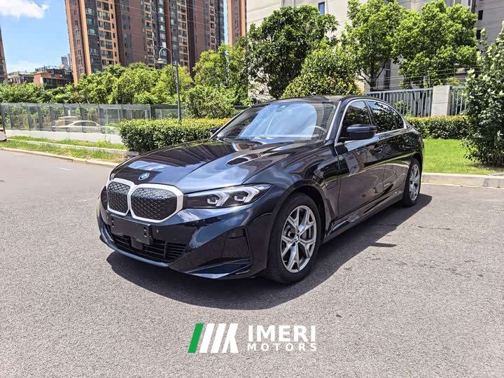 BMW i3 eDrive 35 L - car from China