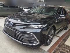 Toyota Camry Dual-Engine 2.5HG Luxury Edition - фото 1