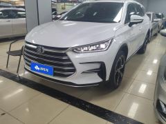 BYD Tang DM-i 1.5T 112KM Precursor Honorable Type - ფოტო 1