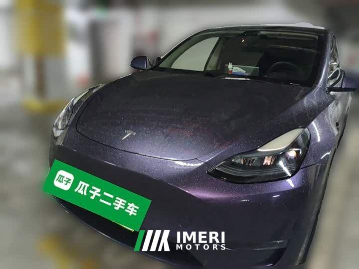 Tesla Model Y Long Range All-Wheel Drive