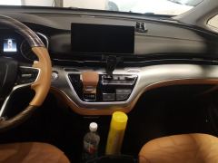 Roewe MG iMAX8 400TGI Flagship - ფოტო 17