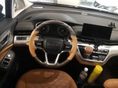 Roewe MG iMAX8 400TGI Flagship - ფოტო 18