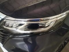 Roewe MG iMAX8 400TGI Flagship - ფოტო 4