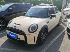 MINI 2.0T COOPER S Artist Five-Door - ფოტო 1