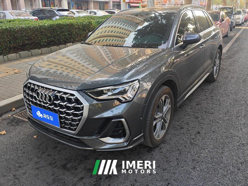 Audi Q3 quattro45 Edition 35 TFSI Fashion Version