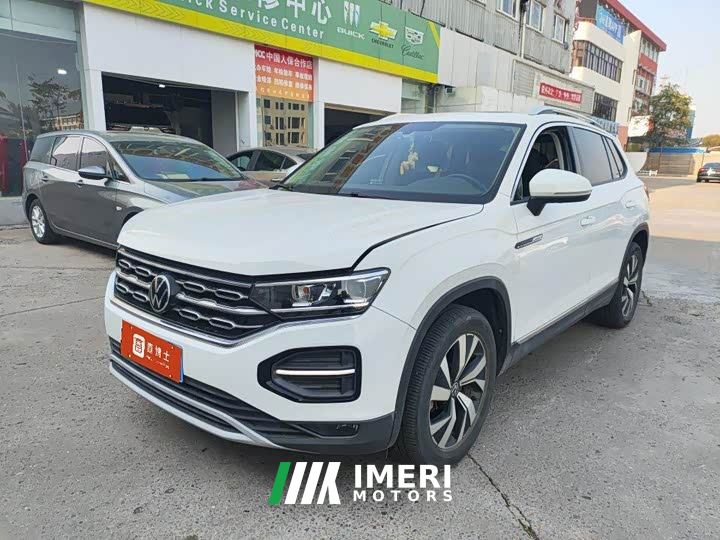 Volkswagen Taos 280TSI FWD Luxury Smart Connected Edition