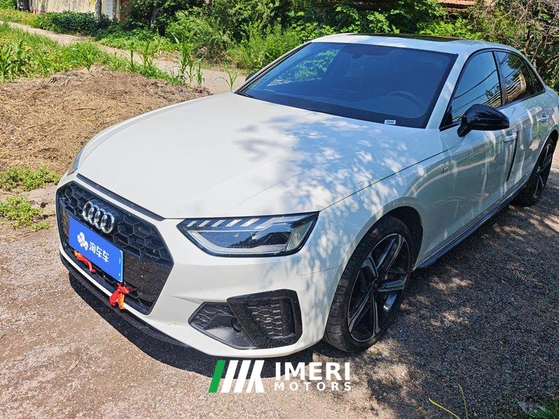 Audi A4L 40 TFSI Luxury Dynamic - автомобиль из Китая