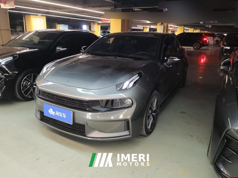 Lynk & Co 03 2.0T Dual Clutch 2WD Plus